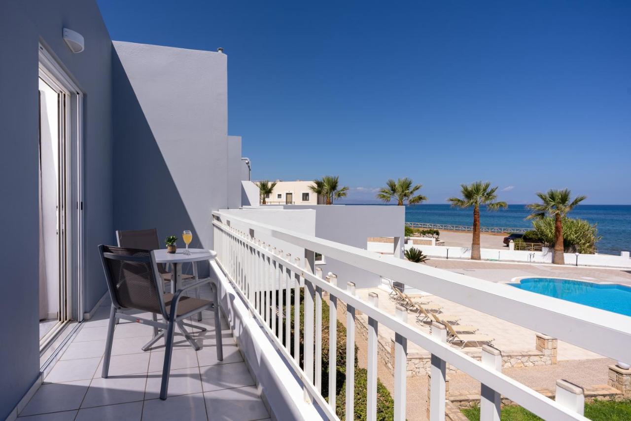 Azure Seaside Apts Magnisía Esterno foto