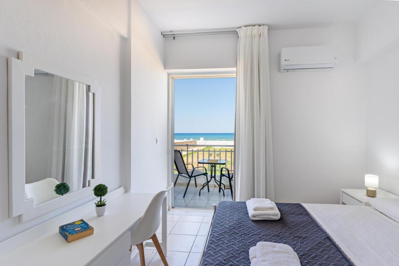 Azure Seaside Apts Magnisía Esterno foto