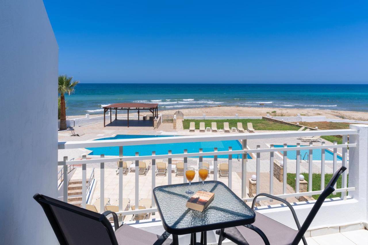 Azure Seaside Apts Magnisía Esterno foto