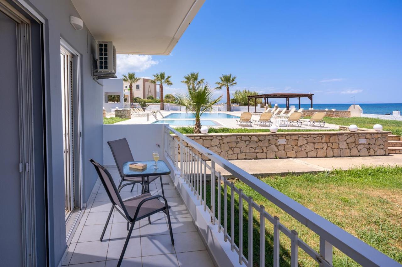 Azure Seaside Apts Magnisía Esterno foto