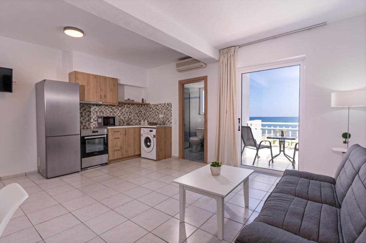 Azure Seaside Apts Magnisía Esterno foto