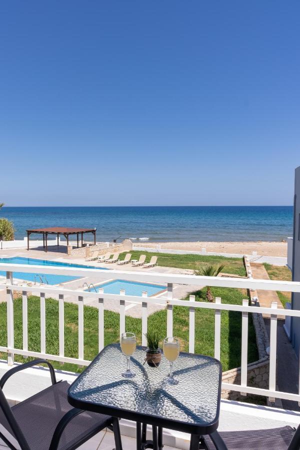 Azure Seaside Apts Magnisía Esterno foto