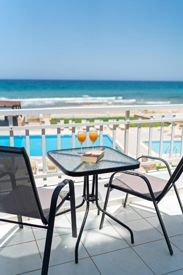 Azure Seaside Apts Magnisía Esterno foto