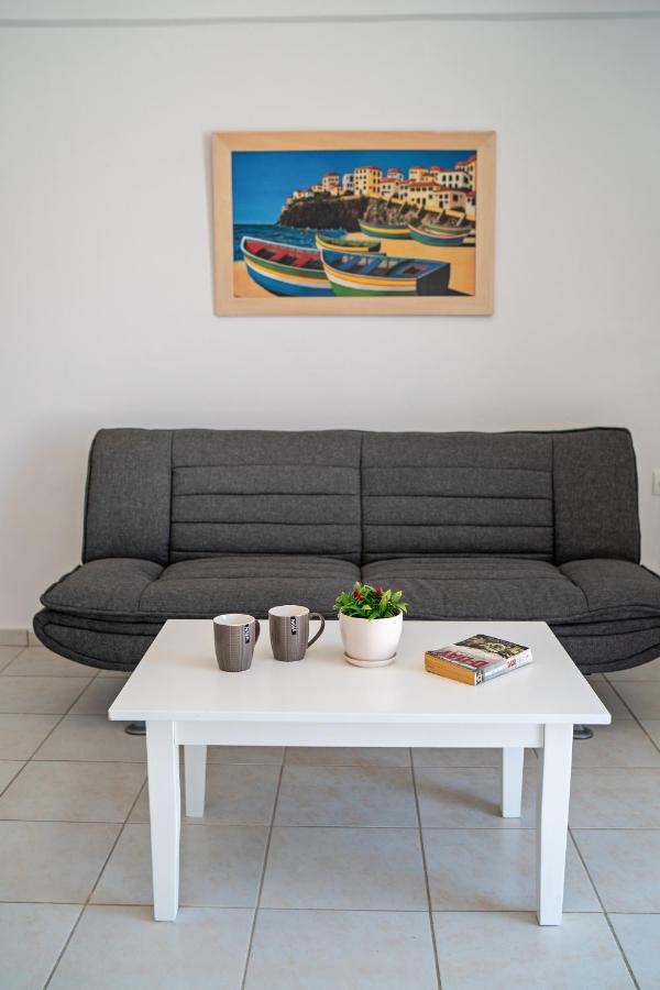 Azure Seaside Apts Magnisía Esterno foto